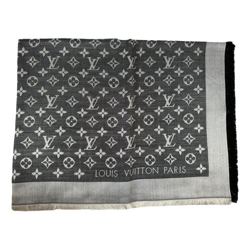 Pre-owned Louis Vuitton Châle Monogram Silk Stole In Grey