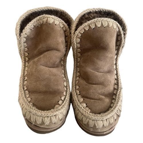 Pre-owned Mou Leather Snow Boots In Beige