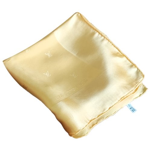 Pre-owned Louis Vuitton Silk Handkerchief In Yellow