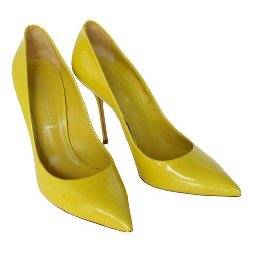 Pre-owned Casadei Patent Leather Heels In Yellow