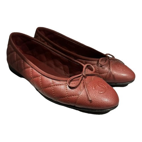 Pre-owned Chanel Leather Ballet Flats In Burgundy