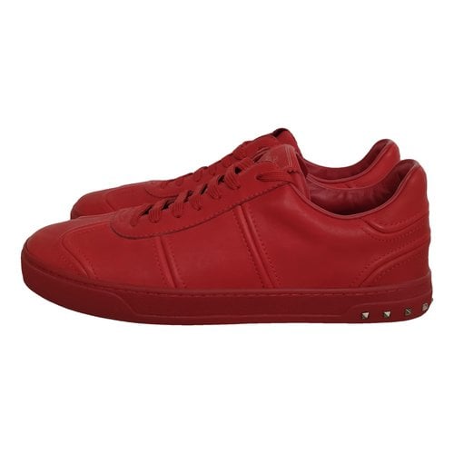 Pre-owned Valentino Garavani Leather Low Trainers In Red