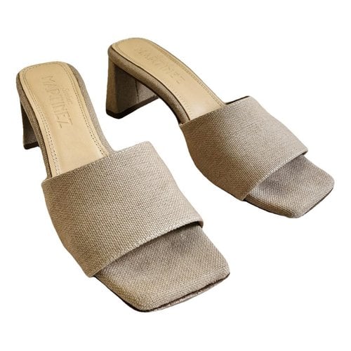 Pre-owned Souliers Martinez Cloth Mules In Beige