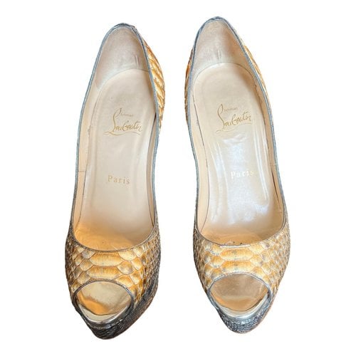 Pre-owned Christian Louboutin Patent Leather Heels In Gold