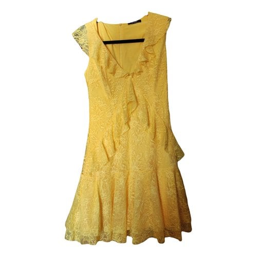 Pre-owned Guess Mini Dress In Yellow