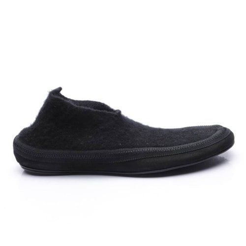 Pre-owned The Row Cloth Flats In Black