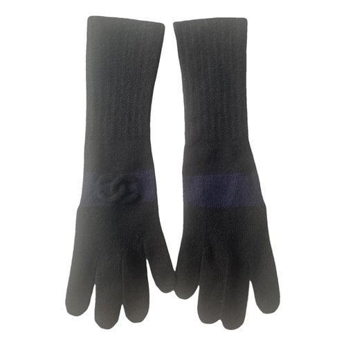 Pre-owned Chanel Cashmere Gloves In Black