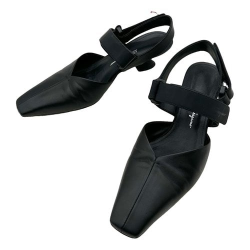 Pre-owned Ferragamo Heels In Black
