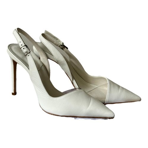 Pre-owned Schutz Leather Heels In White
