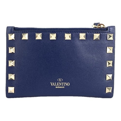 Pre-owned Valentino Garavani Leather Card Wallet In Blue