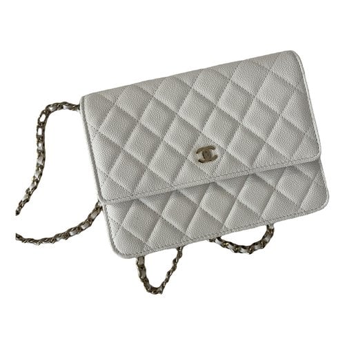Pre-owned Chanel Wallet On Chain Leather Handbag In White