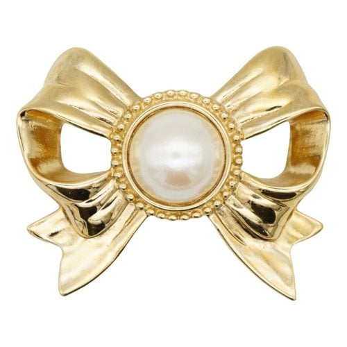 Pre-owned Givenchy Pin & Brooche In White