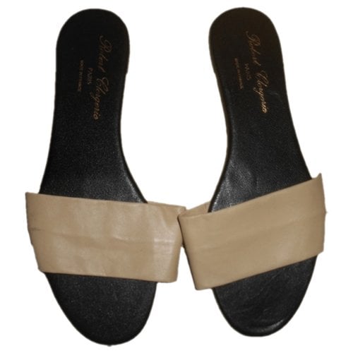 Pre-owned Robert Clergerie Leather Mules In Beige