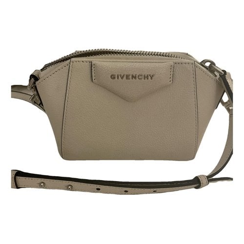 Pre-owned Givenchy Antigona Leather Handbag In White