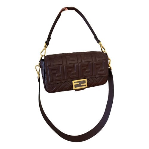 Pre-owned Fendi Baguette Leather Handbag In Burgundy