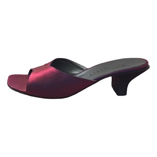 Pre-owned Parallele Leather Mules In Purple