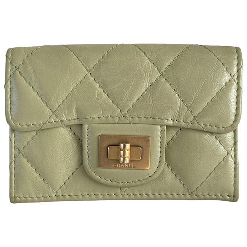 Pre-owned Chanel 2.55 Leather Wallet In Green