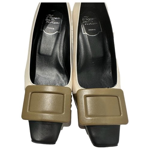 Pre-owned Roger Vivier Belle Vivier Leather Heels In Multicolour