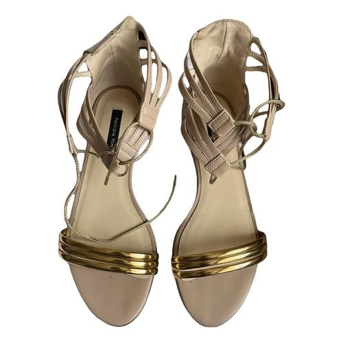Pre-owned Patrizia Pepe Leather Sandal In Beige