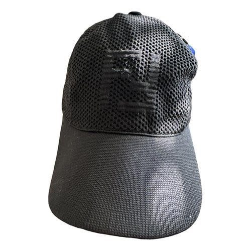 Pre-owned Fendi Hat In Black