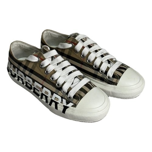 Pre-owned Burberry Cloth Trainers In Beige