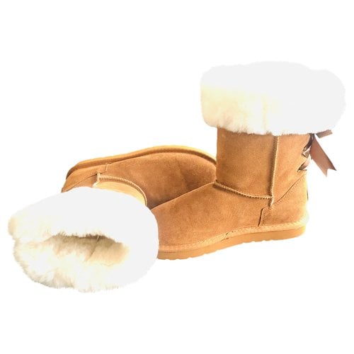 Pre-owned Ugg Faux Fur Wellington Boots In Yellow