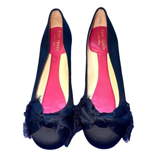 Pre-owned Kate Spade Cloth Flats In Black