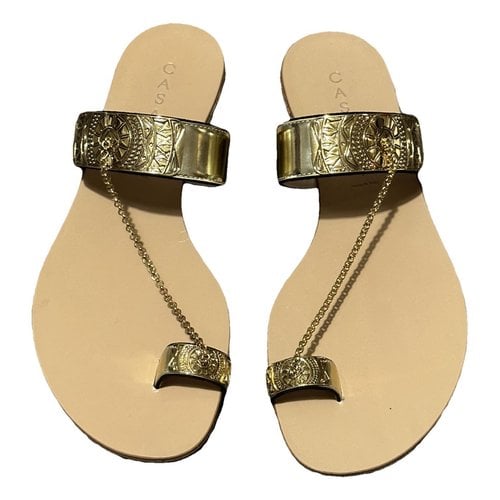 Pre-owned Casadei Leather Sandals In Gold