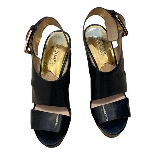 Pre-owned Michael Kors Leather Sandal In Blue