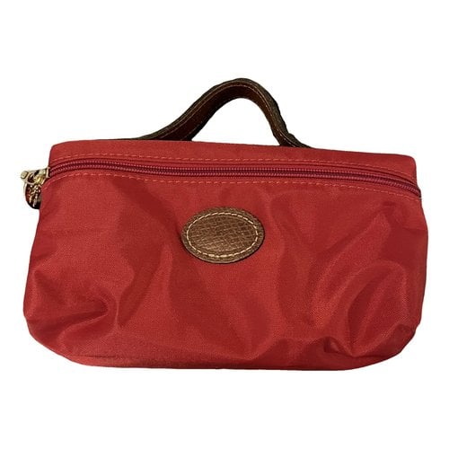 Pre-owned Longchamp Purse In Red