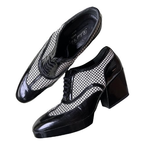 Pre-owned Robert Clergerie Patent Leather Heels In Black