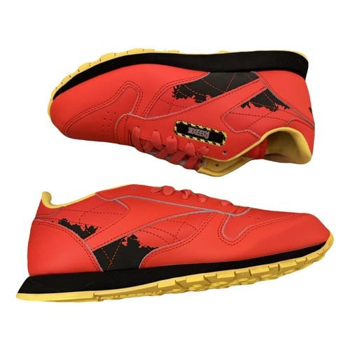 Pre-owned Reebok Leather Trainers In Red