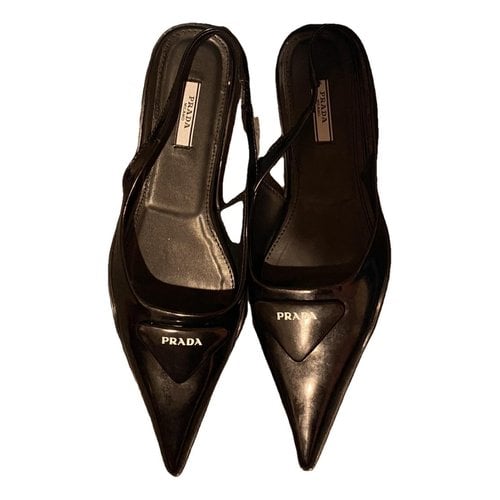 Pre-owned Prada Patent Leather Ballet Flats In Black