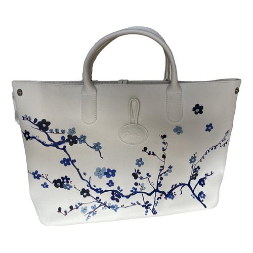 Pre-owned Longchamp Roseau Leather Handbag In White