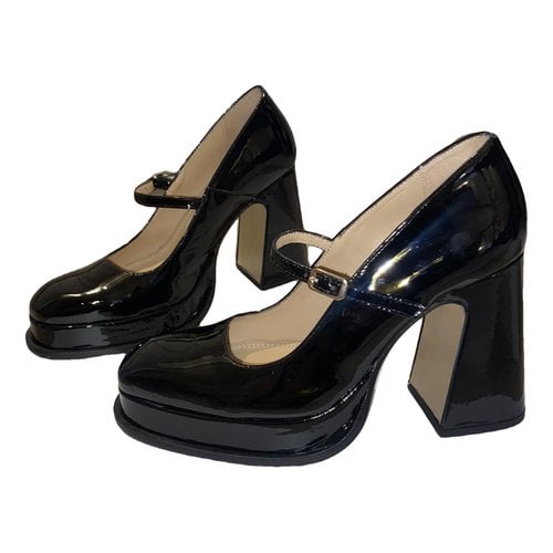 Pre-owned Souliers Martinez Leather Heels In Black