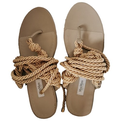Pre-owned Max Mara Atelier Leather Sandal In Beige