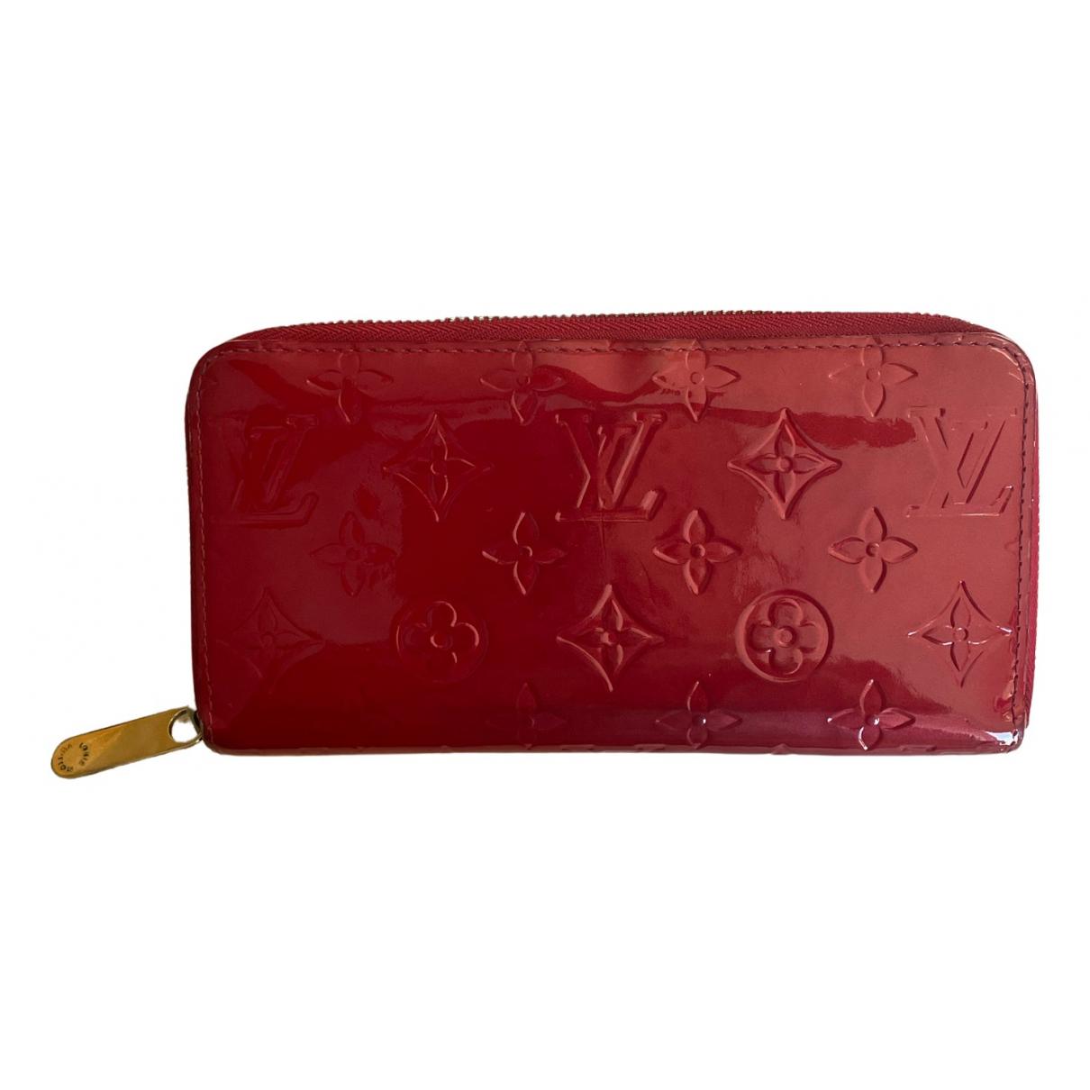 Patent leather wallet