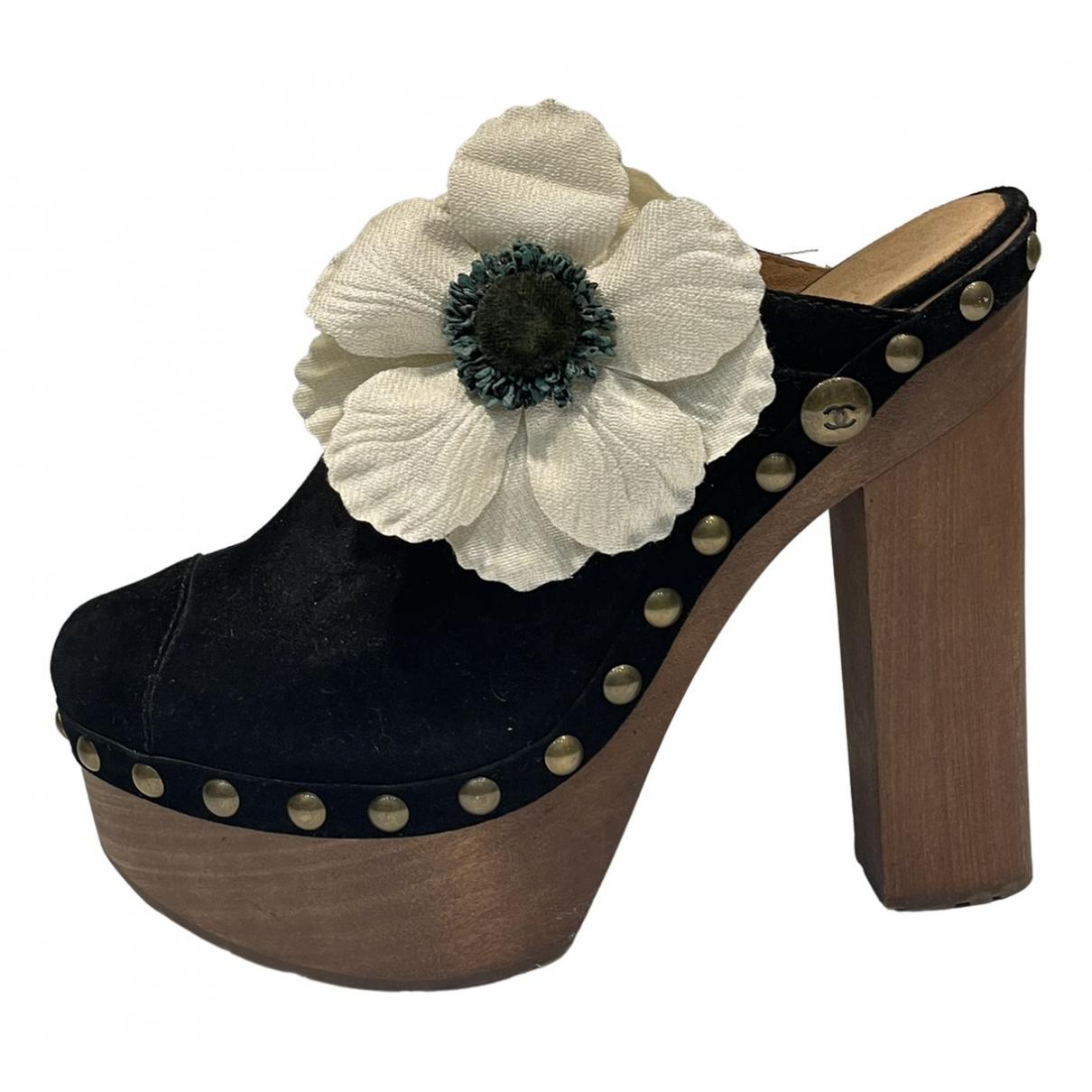 Chanel Open Toe Clogs, Black Floral Suede, Size 39, New in Box WA001