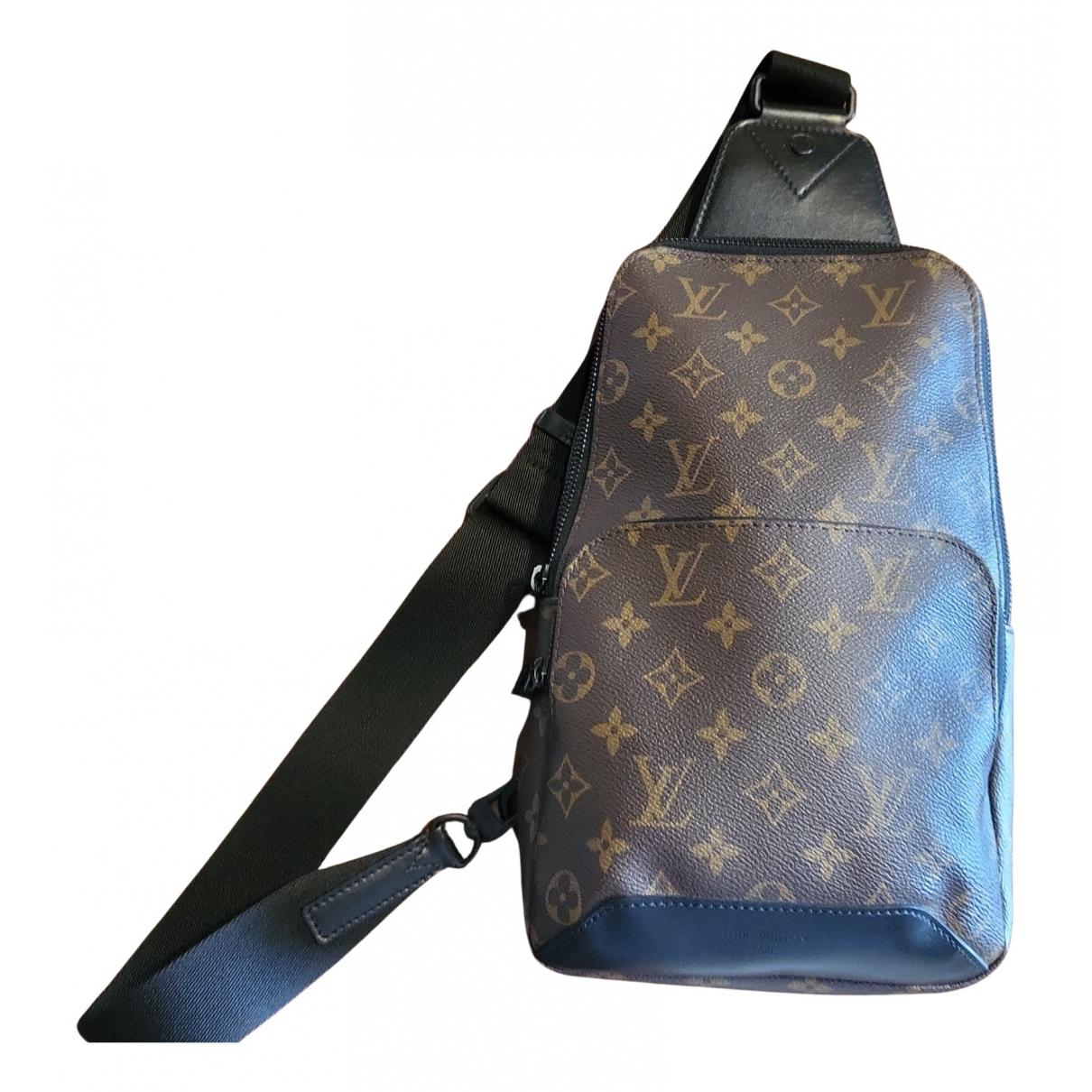 Avenue sling cloth handbag Louis Vuitton Brown in Cloth - 25090866