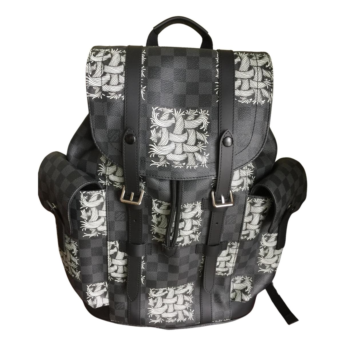 L V Christopher Backpack Men Women – Style Up to the Sky