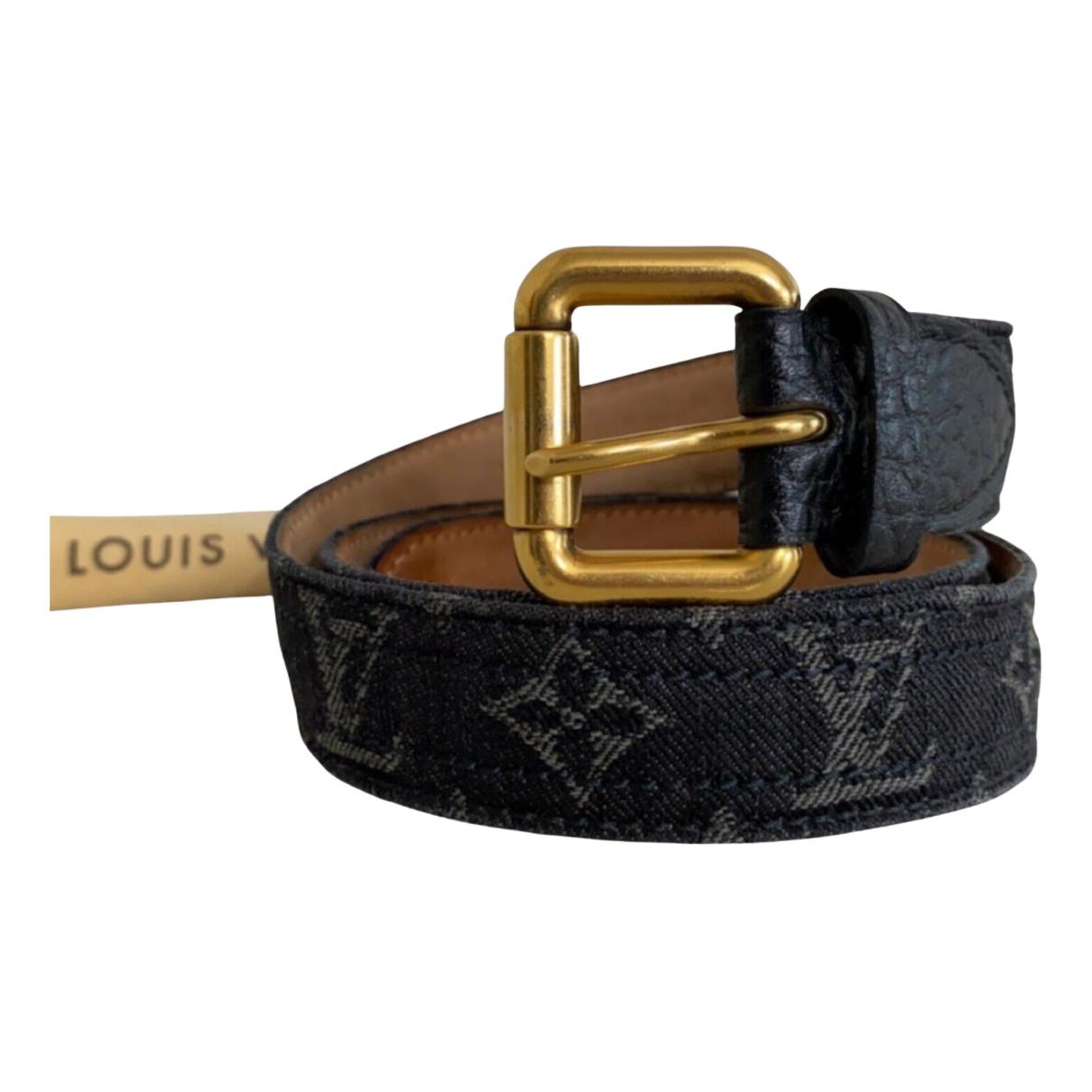 Leather belt Louis Vuitton Black size 80 cm in Leather - 30463523