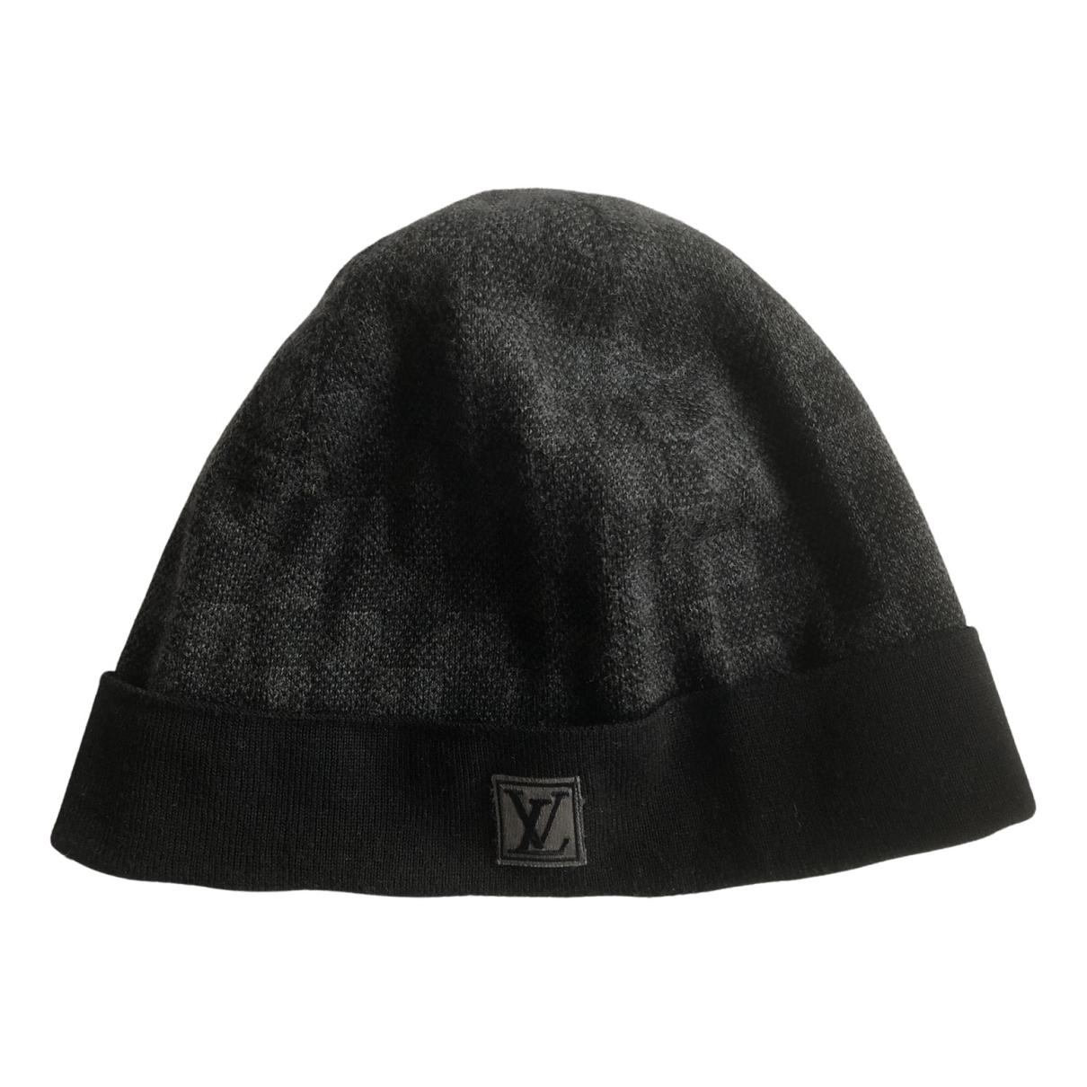 Wool hat Louis Vuitton Black size 54 cm in Wool - 23350130