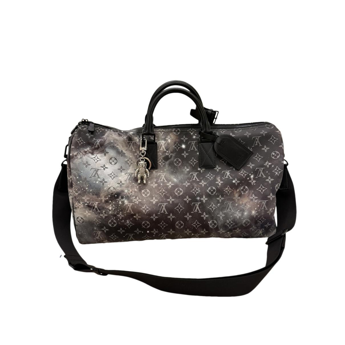 Leather weekend bag Louis Vuitton Black in Leather - 23809144