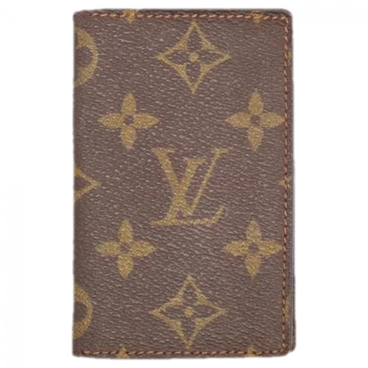 Passport cover leather small bag Louis Vuitton Brown in Leather - 34232126