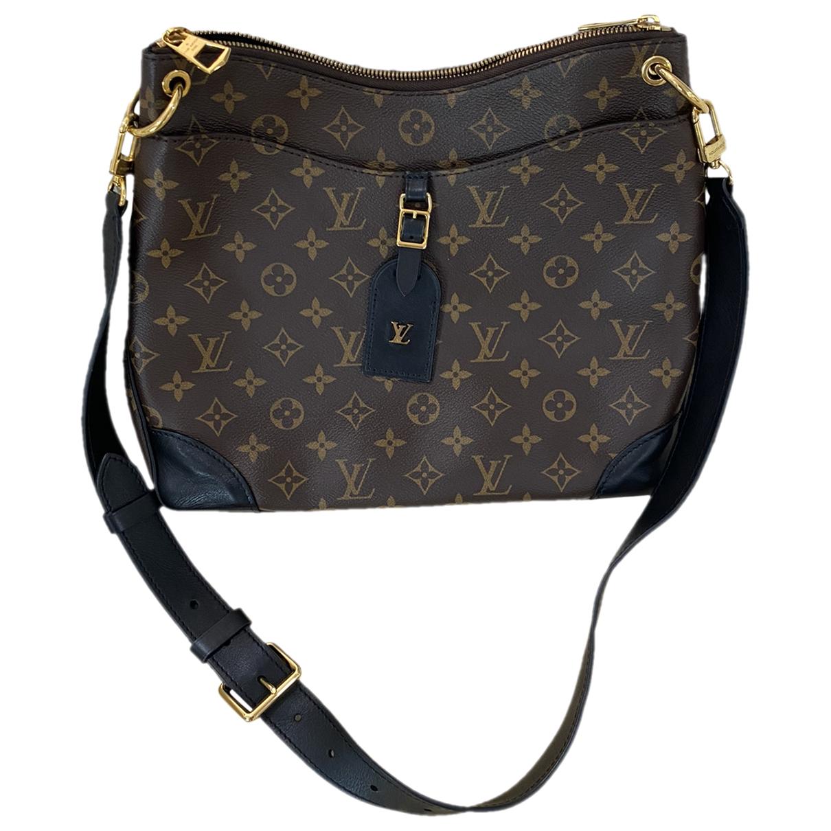 Twist leather crossbody bag Louis Vuitton Black in Leather - 31454565