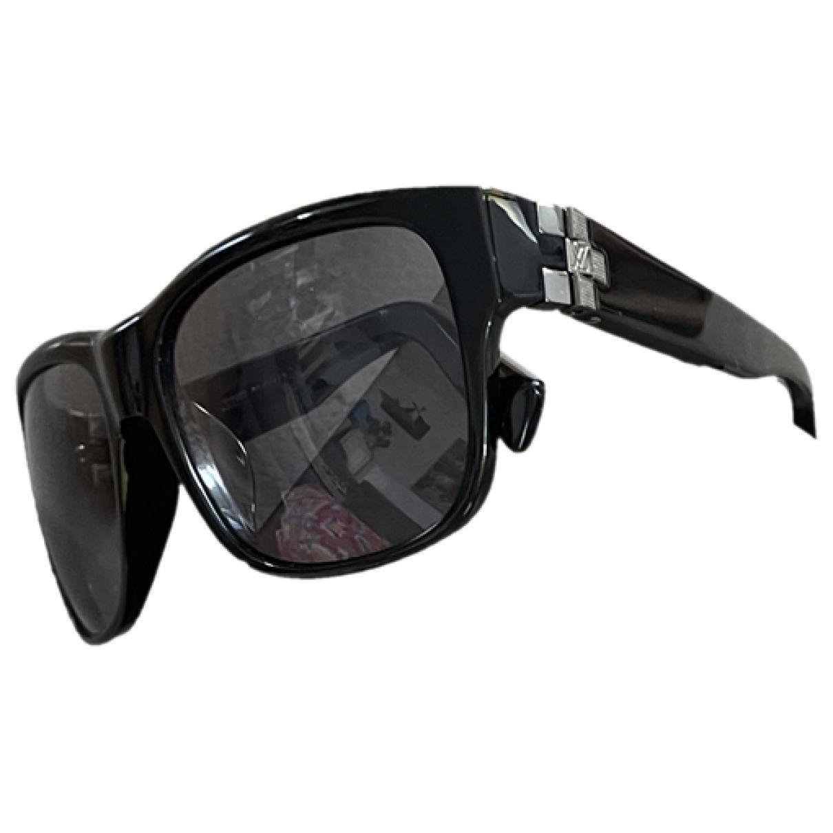 Sunglasses Louis Vuitton Black in Plastic - 27302967