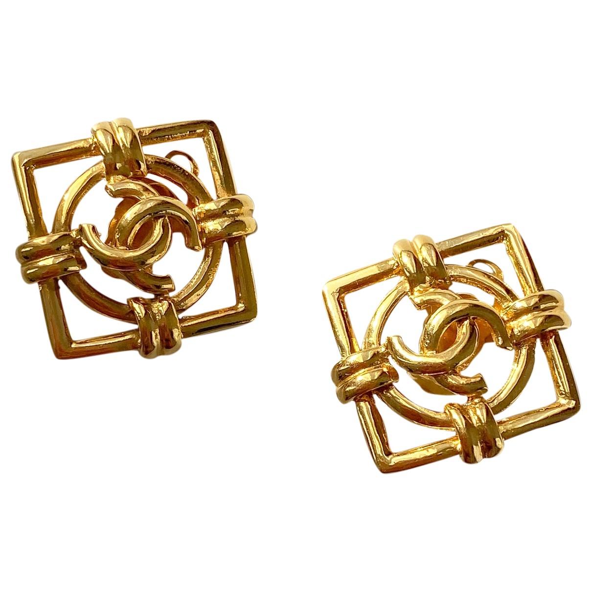 Cc earrings Chanel Gold in Metal - 32601839