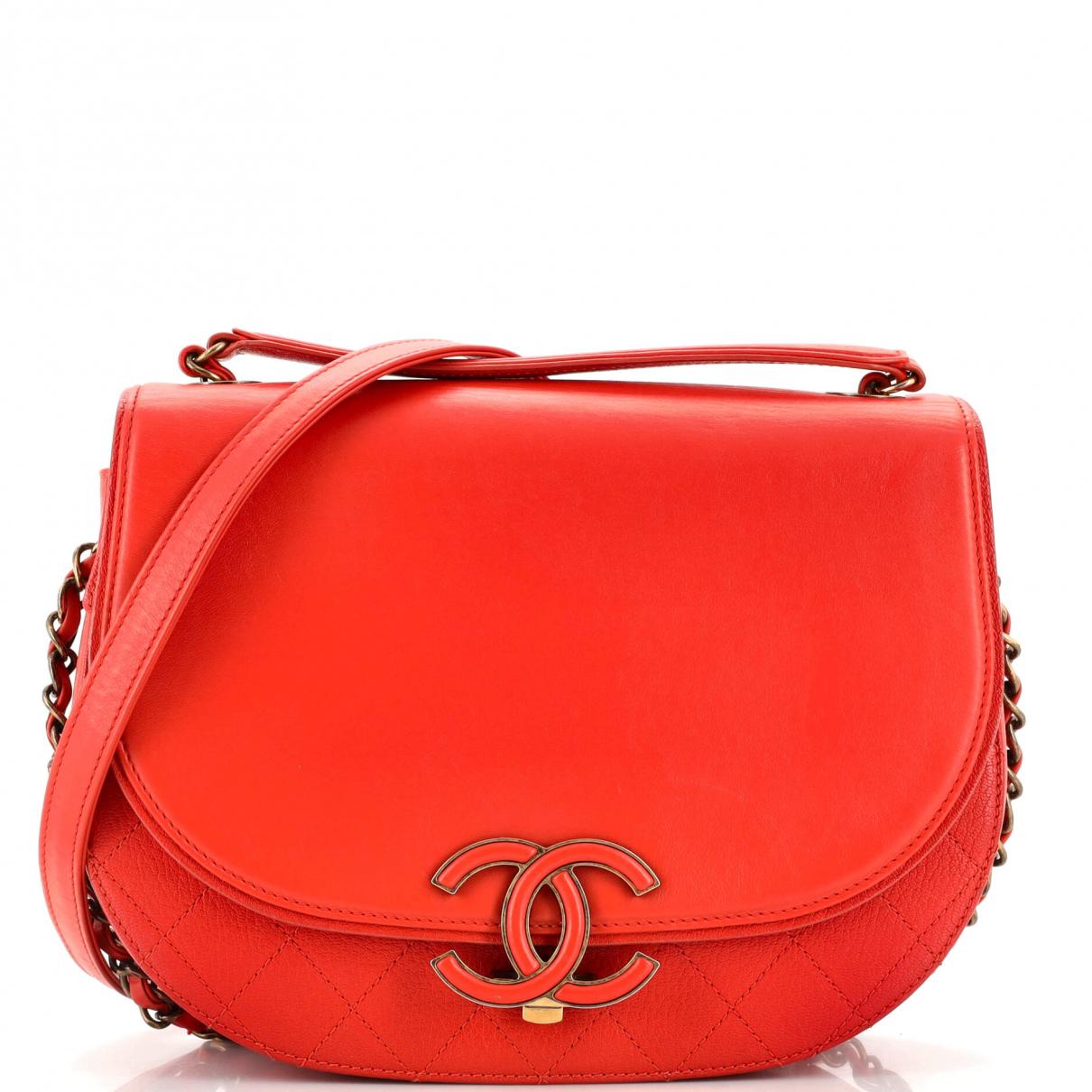 Chanel Coco Curve Flap Messenger Bag - Black Crossbody Bags, Handbags -  CHA950675