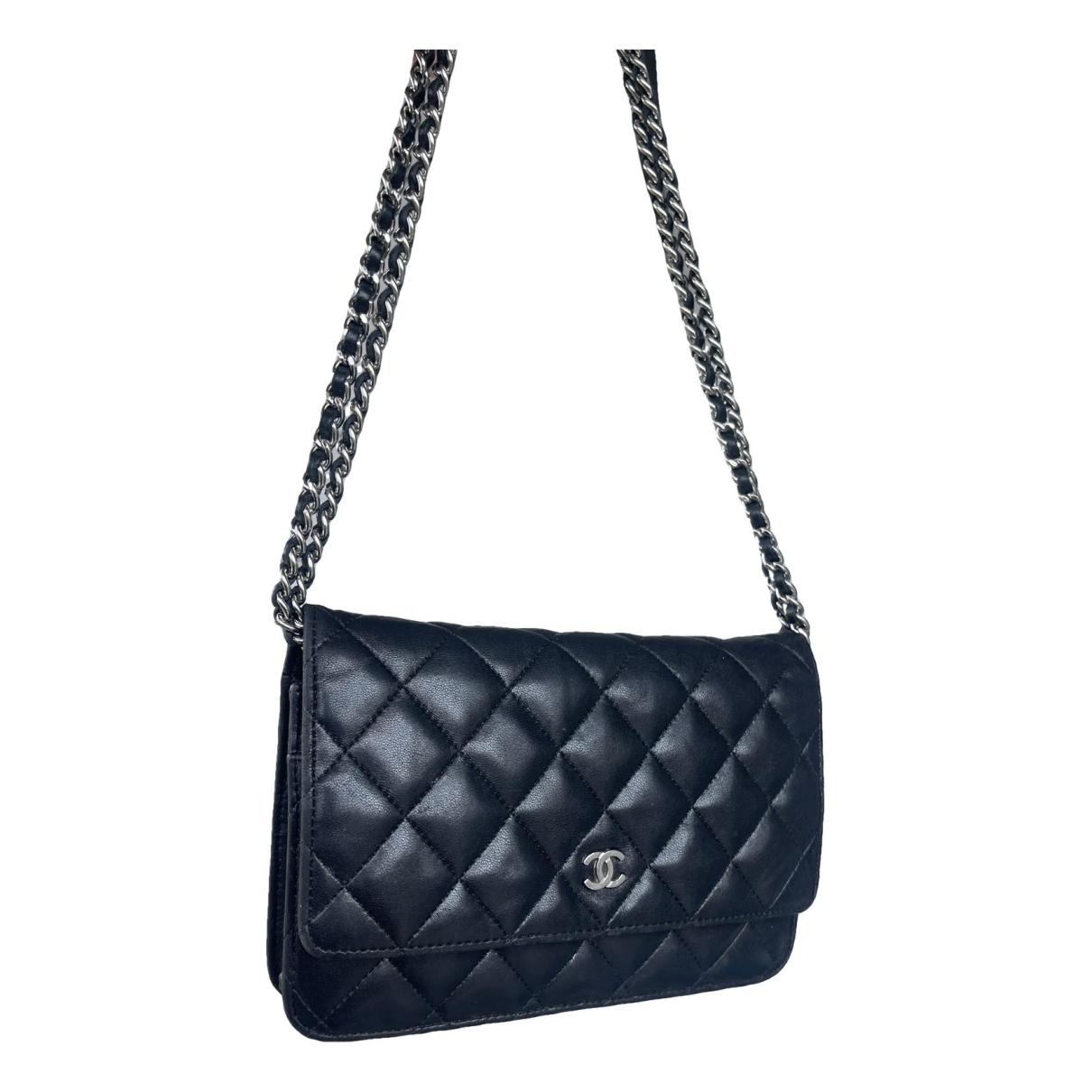 Gabrielle bucket leather crossbody bag Chanel Black in Leather - 35650779