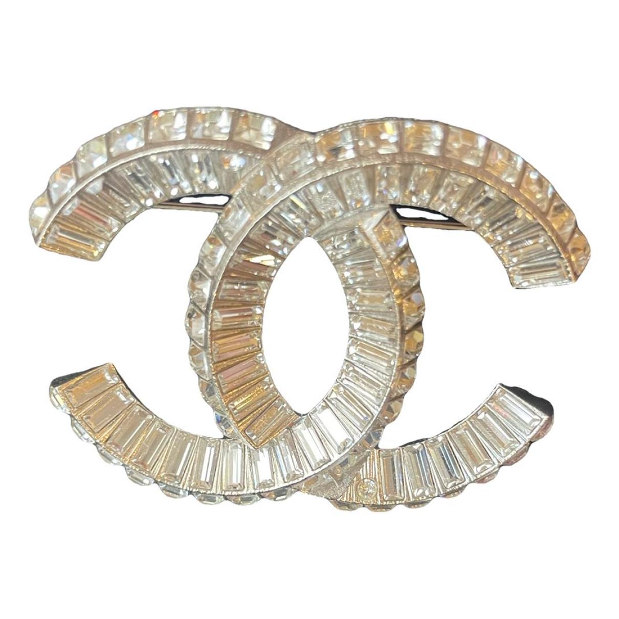 Cc pin & brooche Chanel Silver in Metal - 33234160